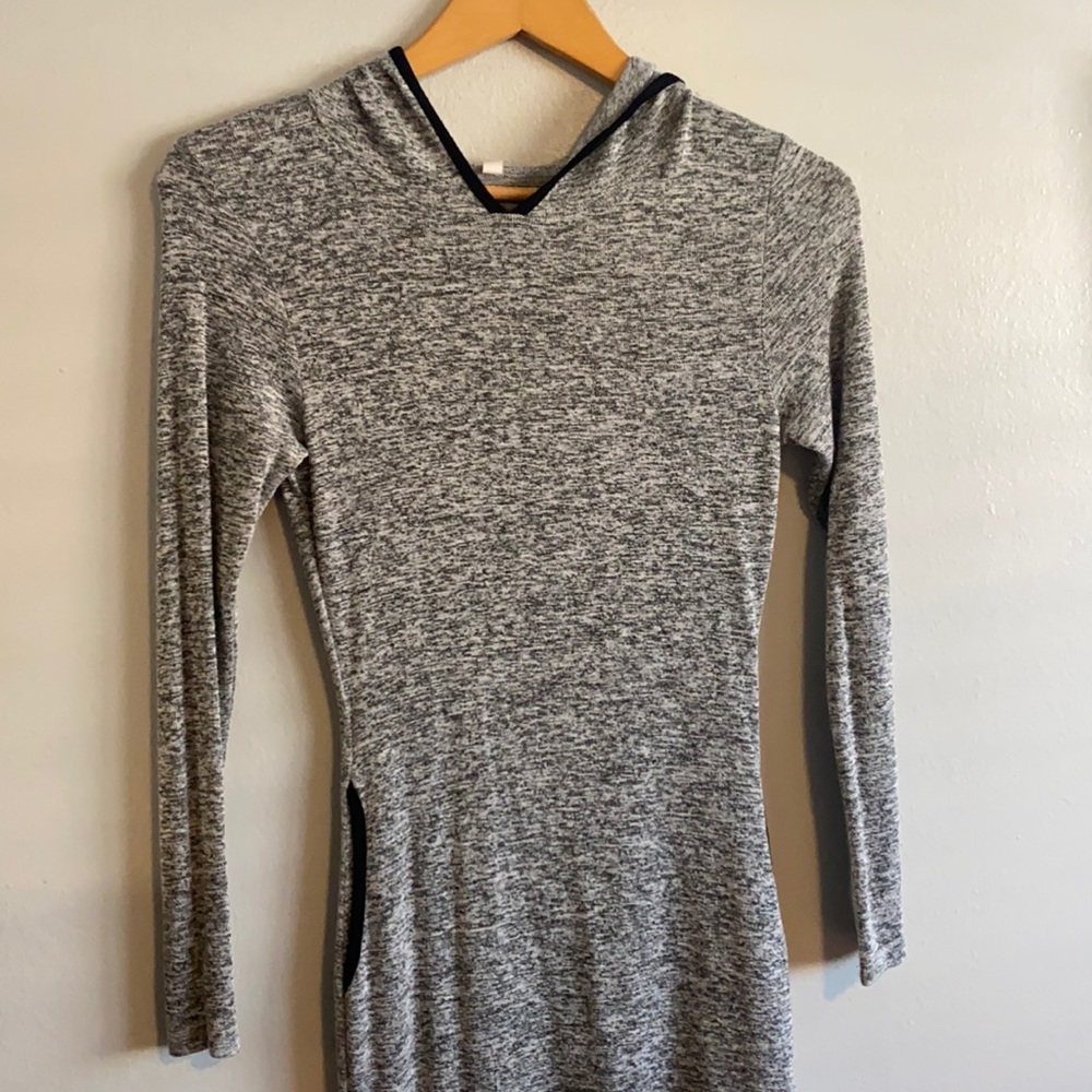 Comfy dress with pockets.